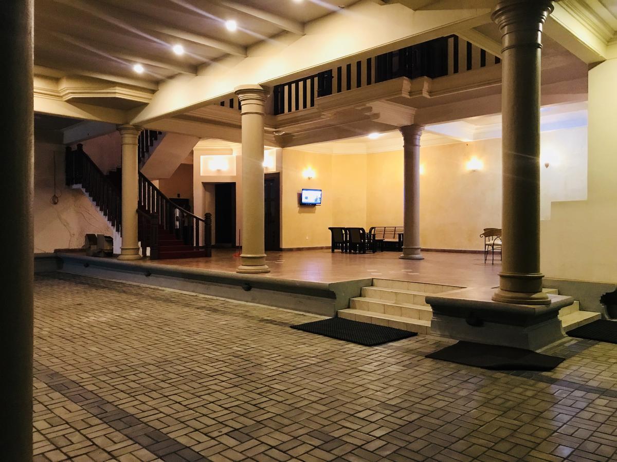 Seasons Hotel Kurunegala Exterior foto